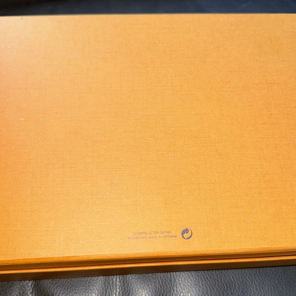 Authentic Louis Vuitton box *read description for details* - Picture 2 of 7